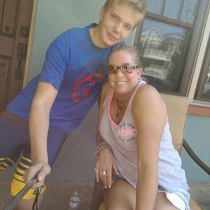 Meet your Posher, Hayley